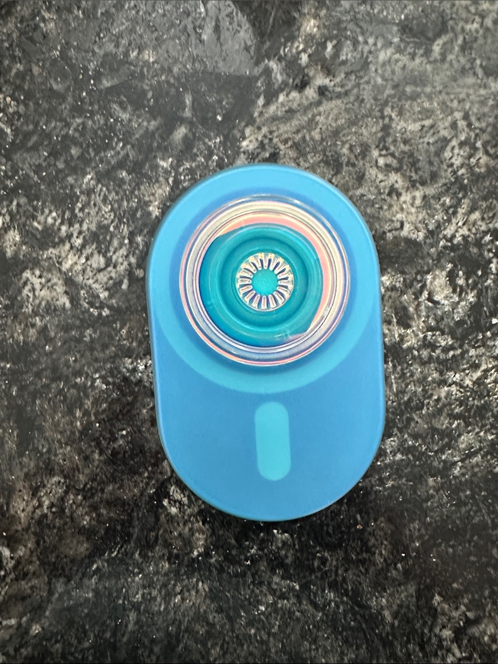 Blue mag safe pop socket